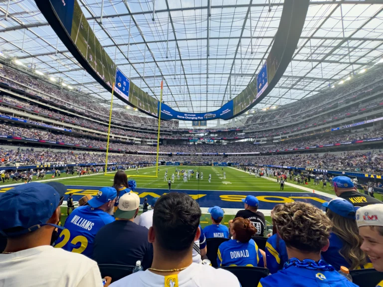 Il SoFi Stadium di Los Angeles durante una partita
