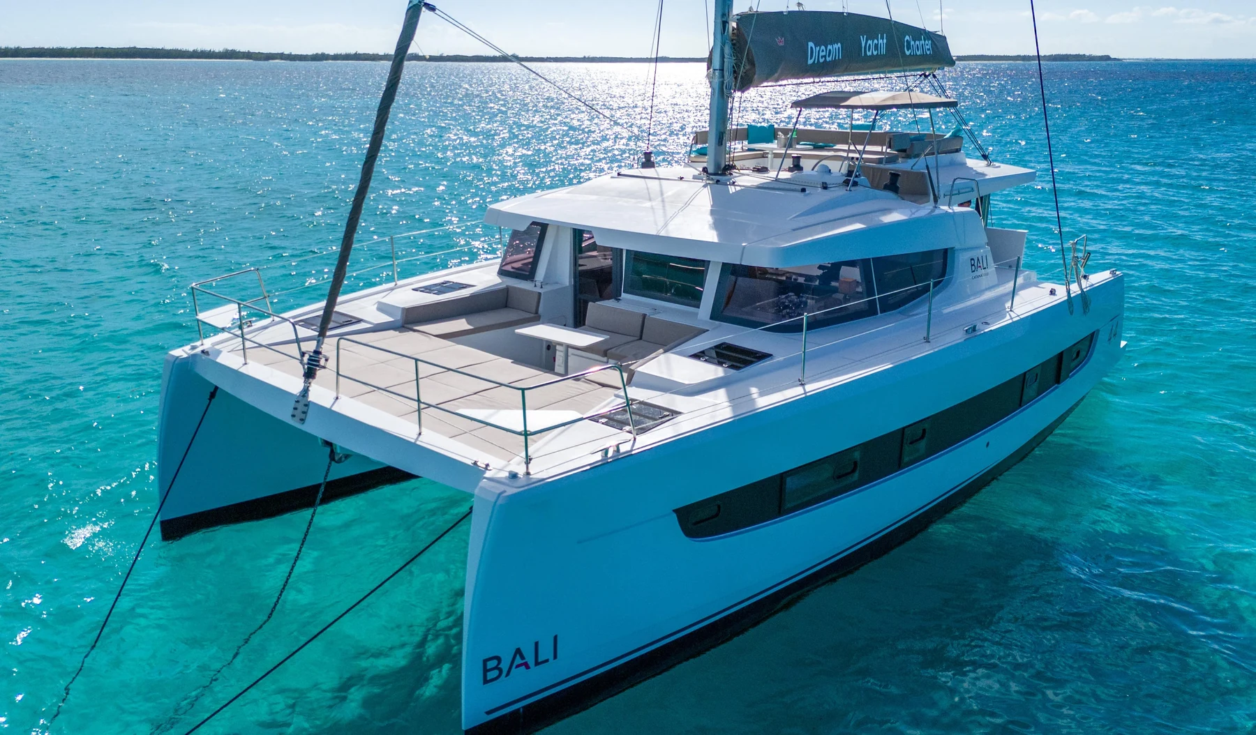 Bali 4.4 Bliss, catamarano a vela di 13,75 m