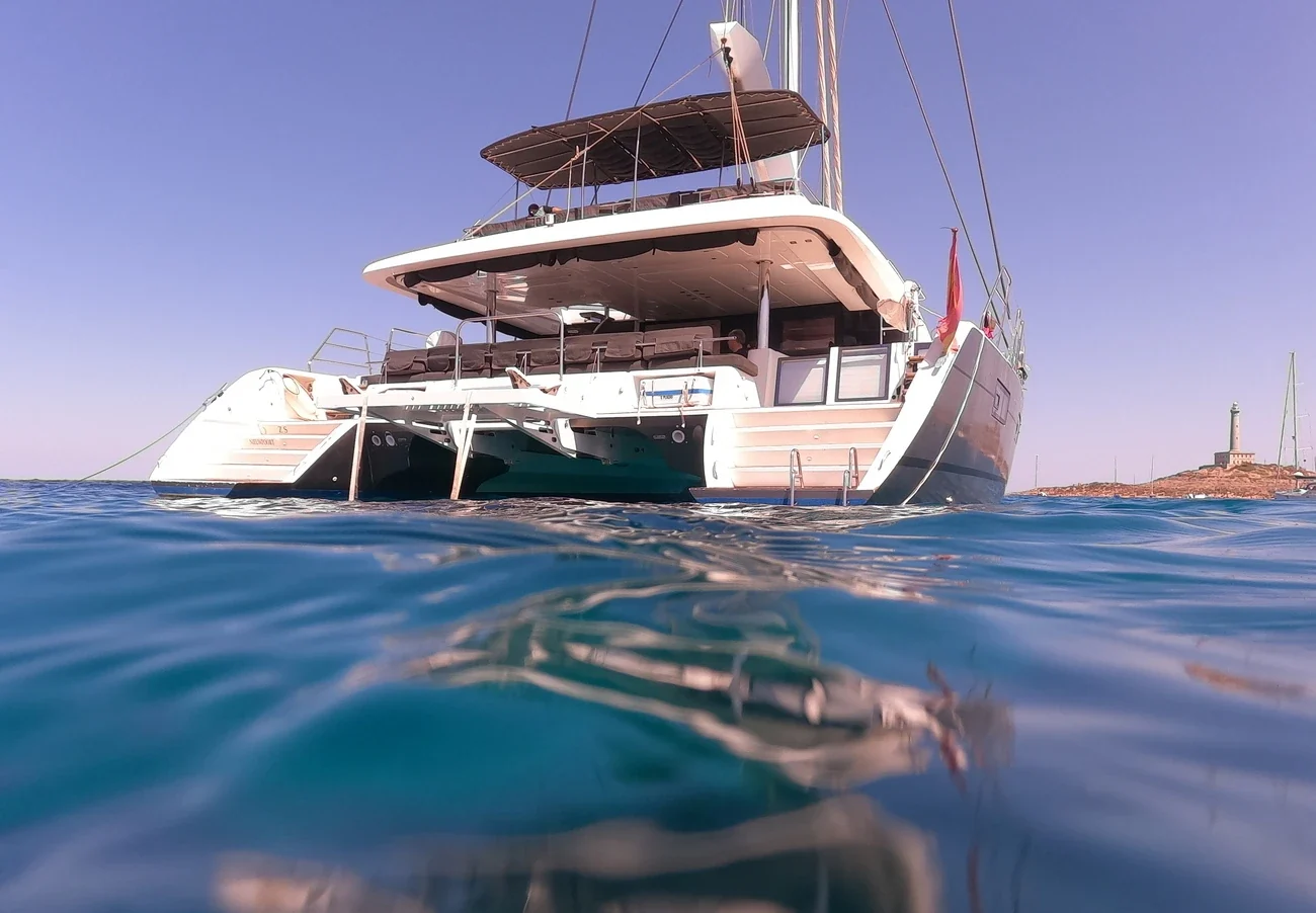 ZS · Sailing catamaran · Lagoon 62